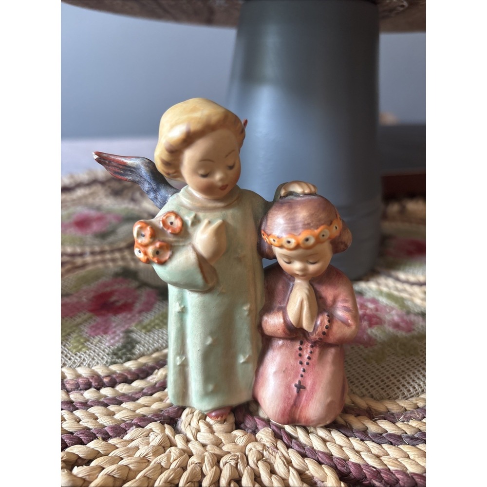Goebel Little Guardian Angel Figurine W Germany Religious Child Praying 4" 145